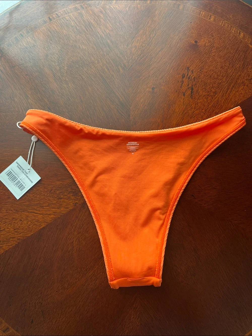 NWT Monday Swimwear Tamarama Bottom - Cantaloupe, Size Medium